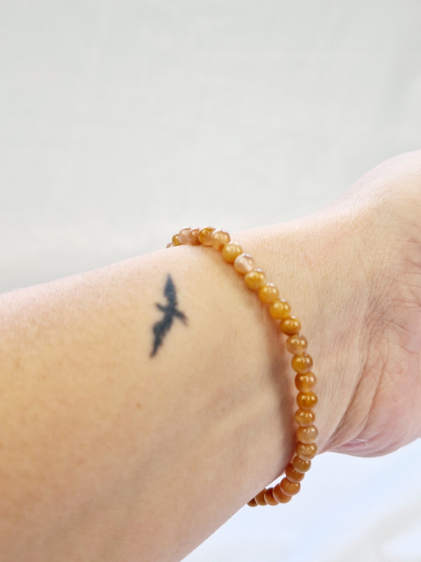 Armband zonnesteen met bedel