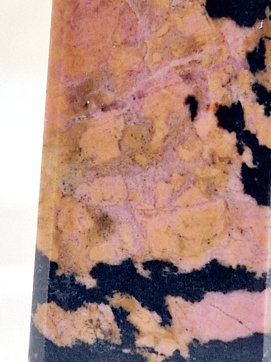 Obelisk Rhodoniet